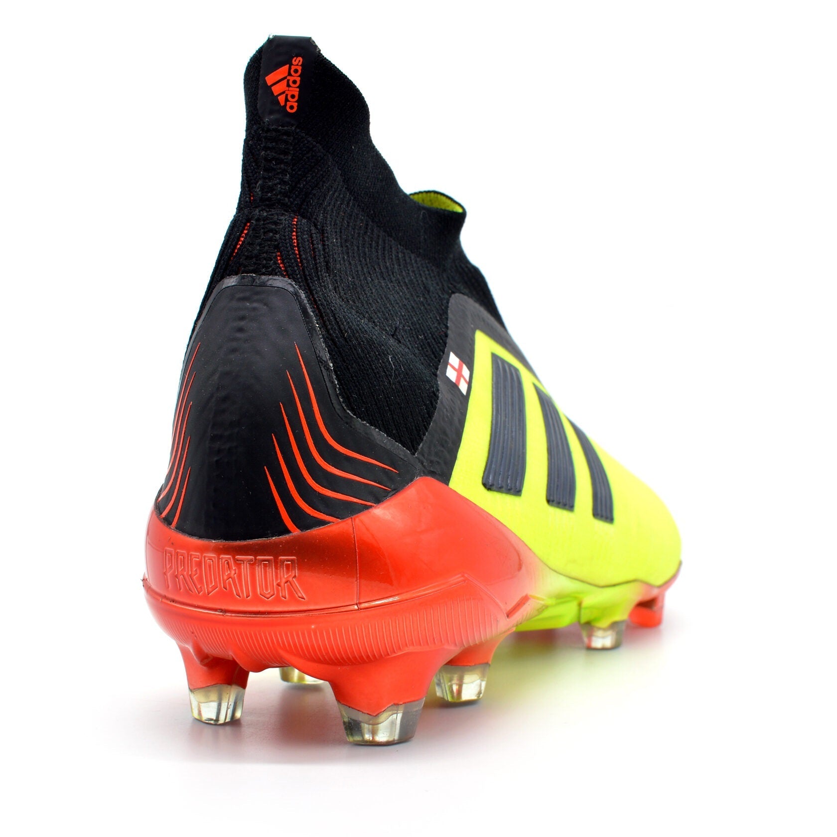 Predator 18+ FG/AG Modo Energia - Amarelo Solar/Vermelho Solar