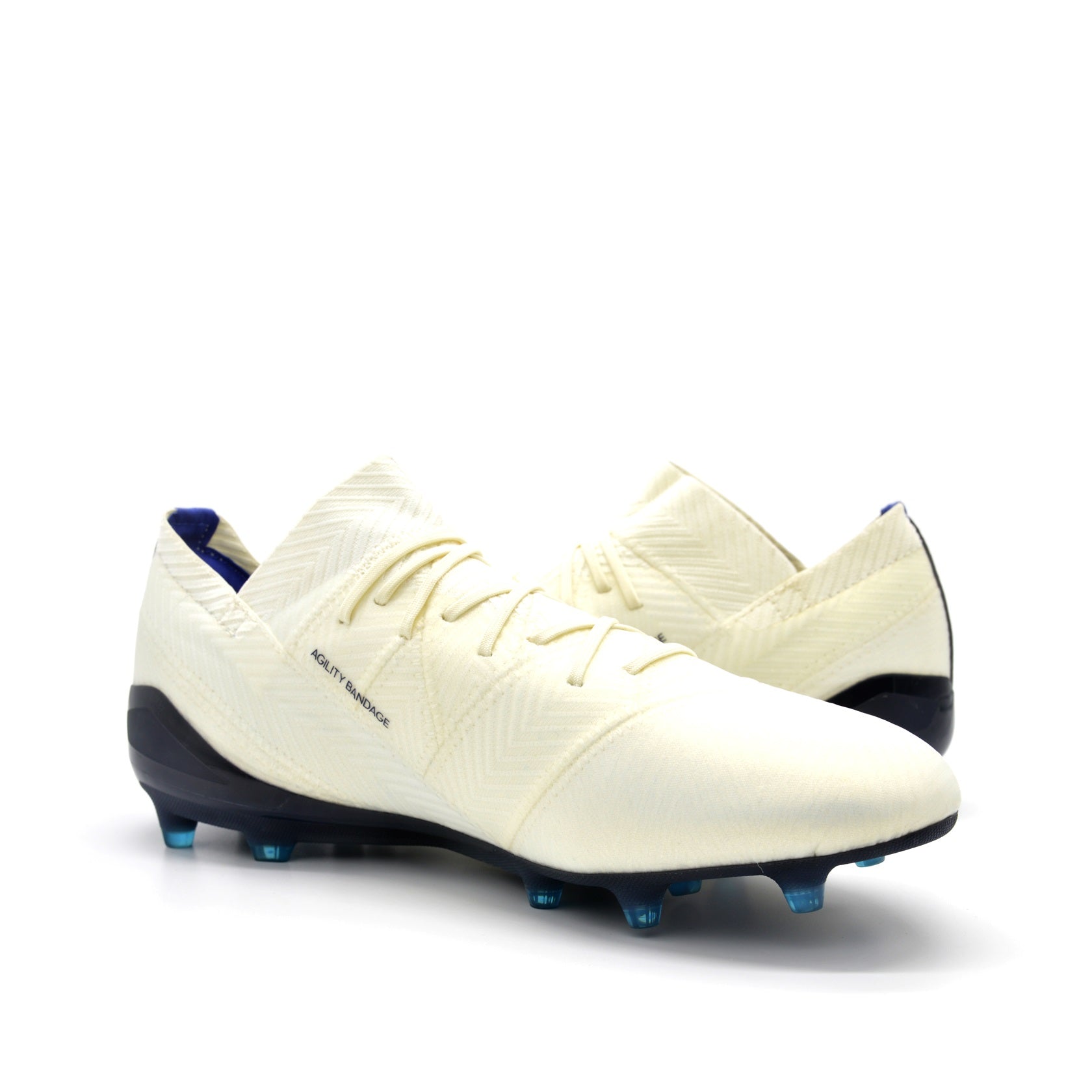 Nemeziz 18.1 FG/AG - Off White/Preto