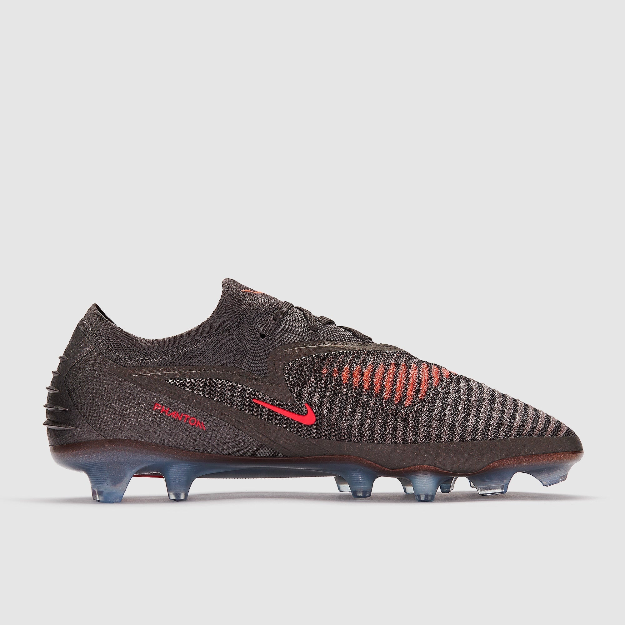 Phantom 6 Low Elite LV8 FG - Pack Heat Up