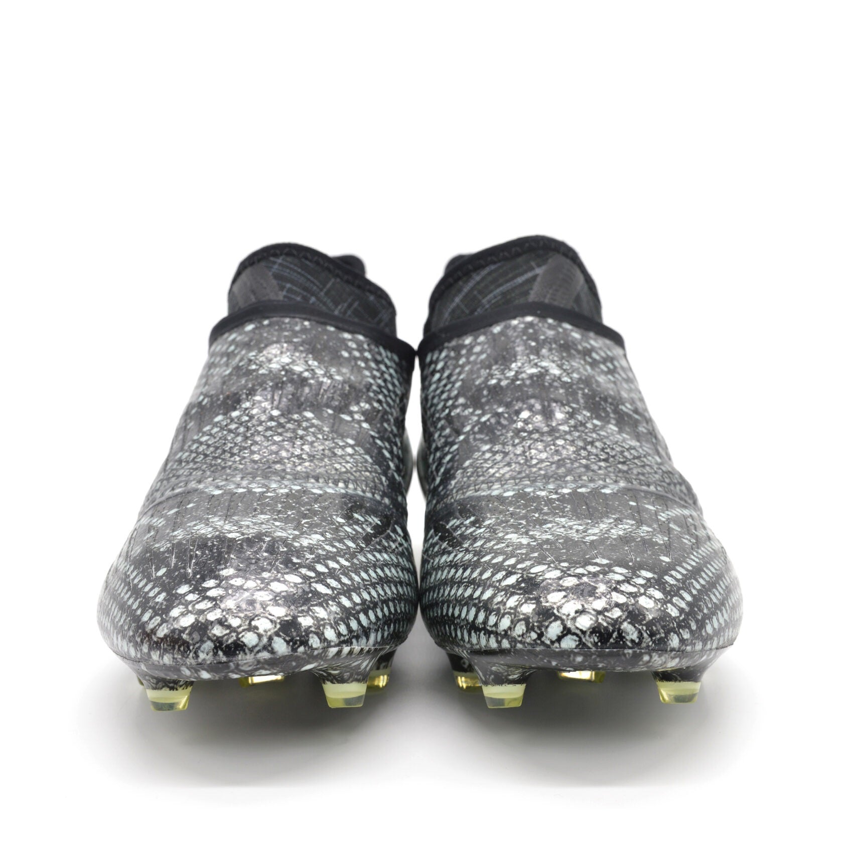 16+ PureChaos FG/AG Preto/Cinzento Viper Pack