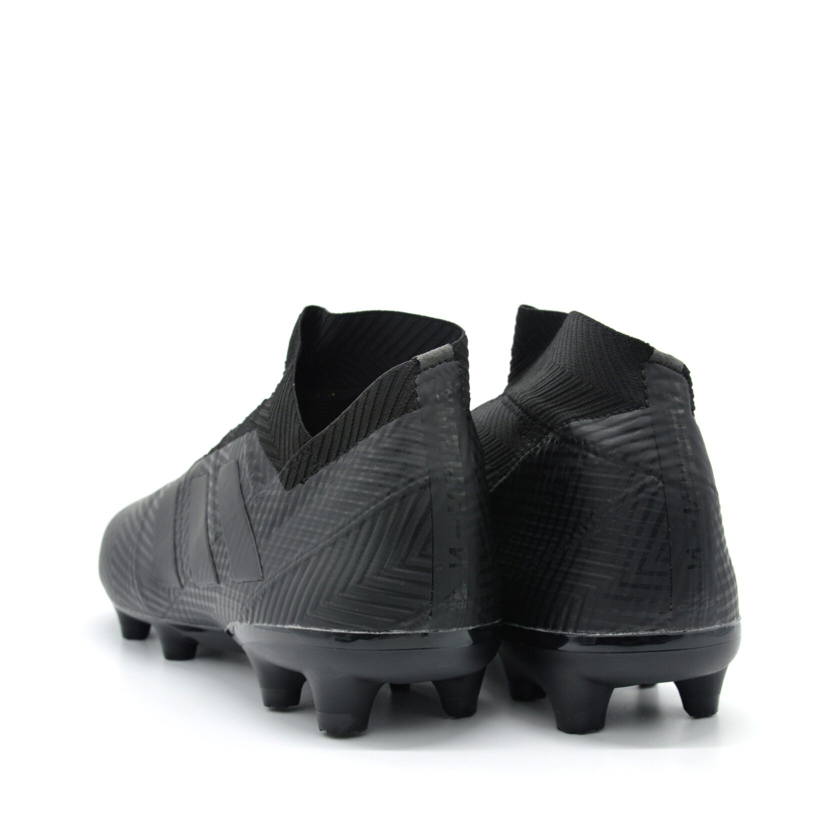 Nemeziz 18+ Elite FG/AG Preto Base