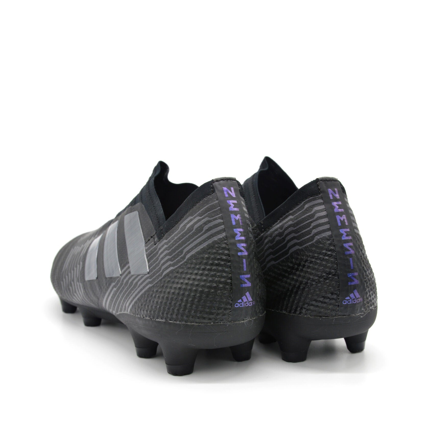 Nemeziz 17+ 360Agility FG/AG Tempestade Magnética - Preto Core