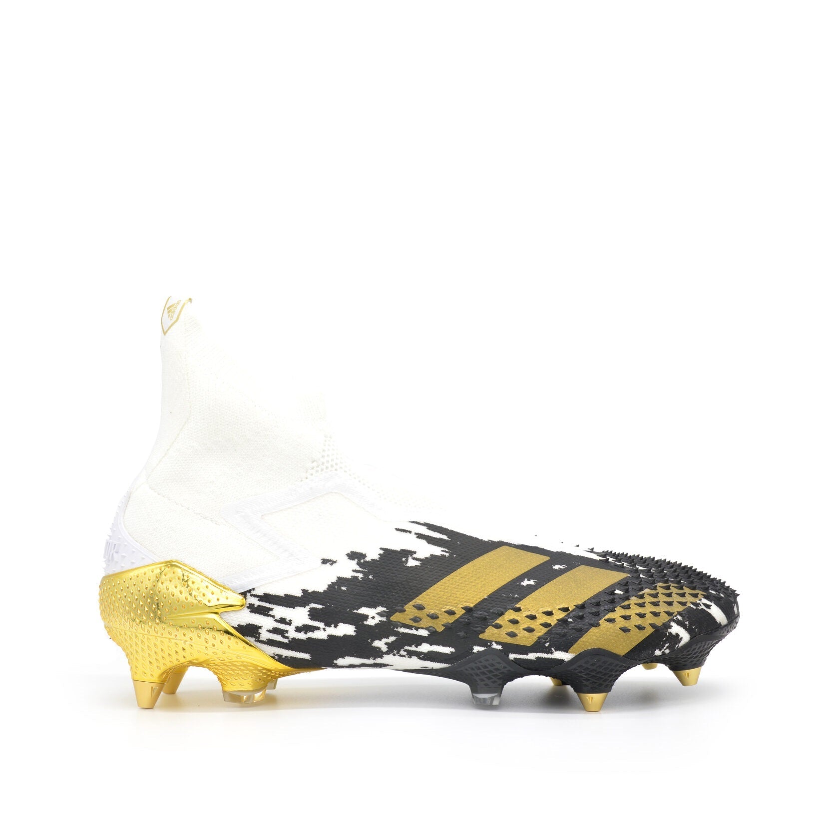 Predator 20+ FG/AG Em Voo - Branco/Ouro
