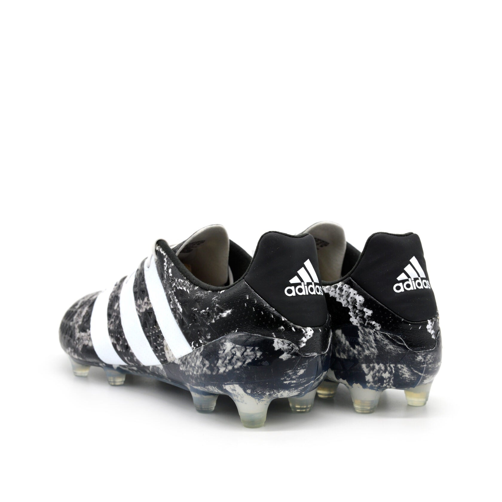 ACE 16.1 Foco Mortal FG/AG Preto/Branco Edição Limitada