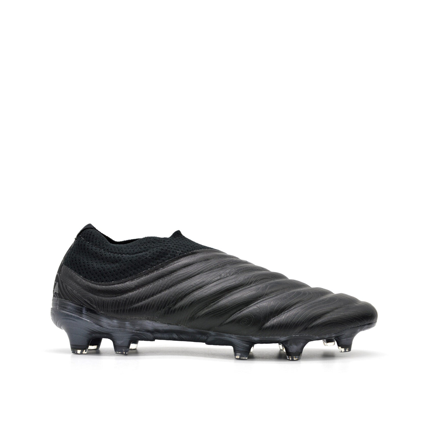 Copa 20+ FG/AG Fera Sombria - Preto/Metálico Noturno