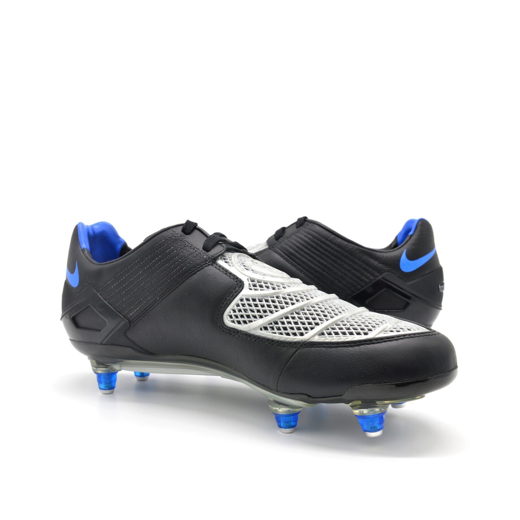 AIR Zoom Total 90 Strike FG Preto/Branco