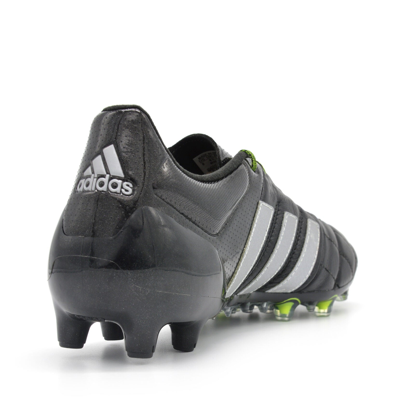 Ace 15.1 Couro FG/AG Preto/Prateado