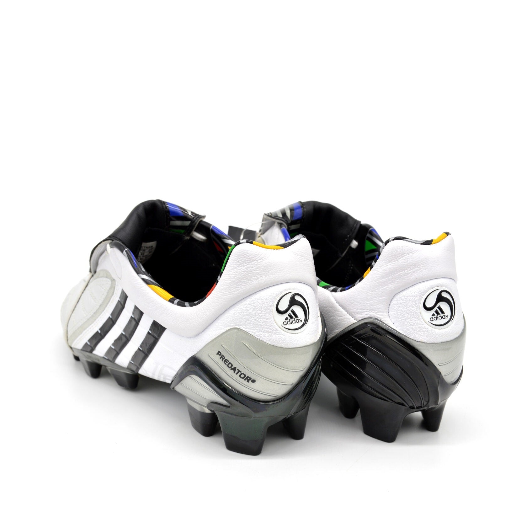 Predator PowerSwerve TRX FG Branco/Preto
