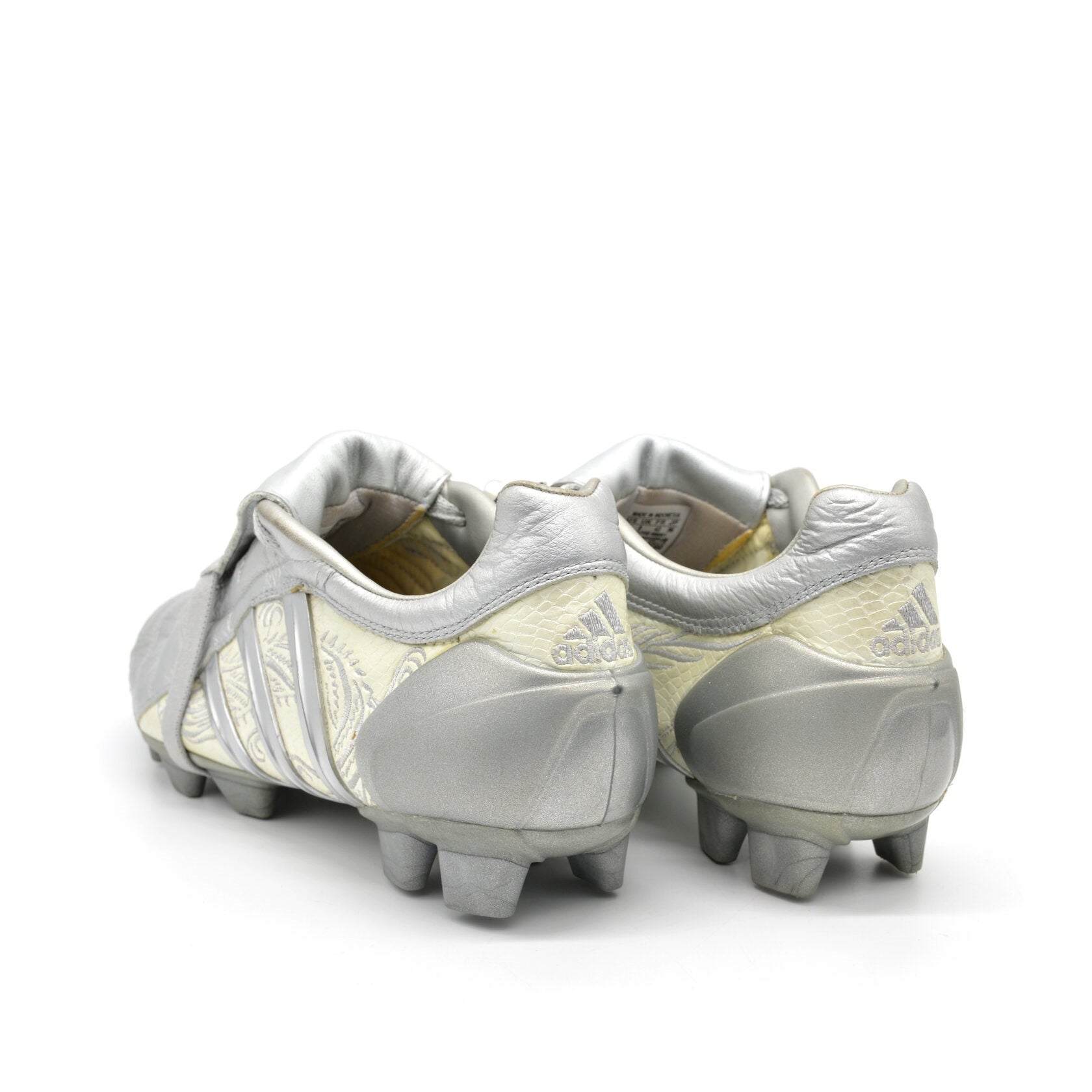 Predator Pulse 2 TRX FG 'David Beckham Dragão'