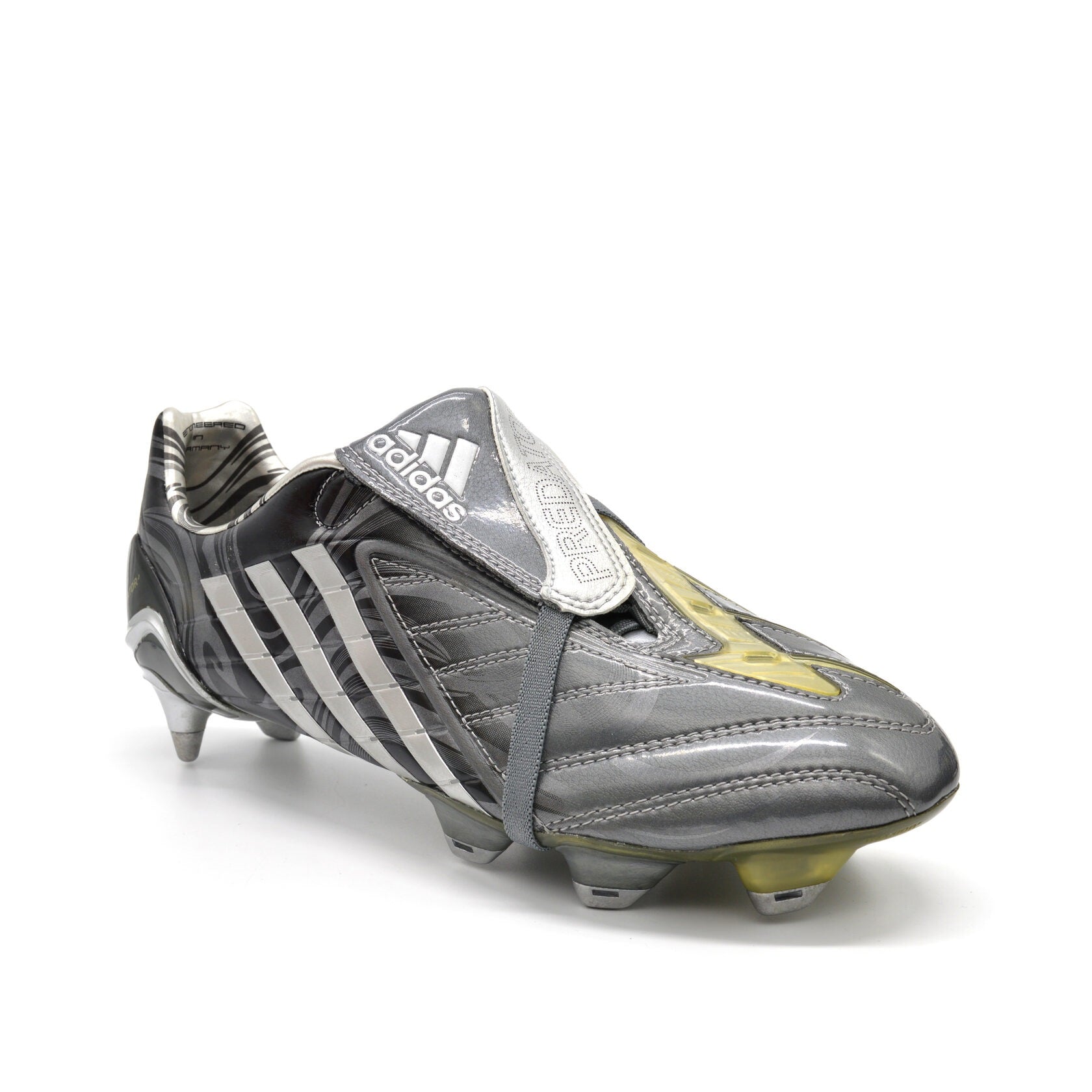 Predator Powerswerve FG Cinzento/Preto