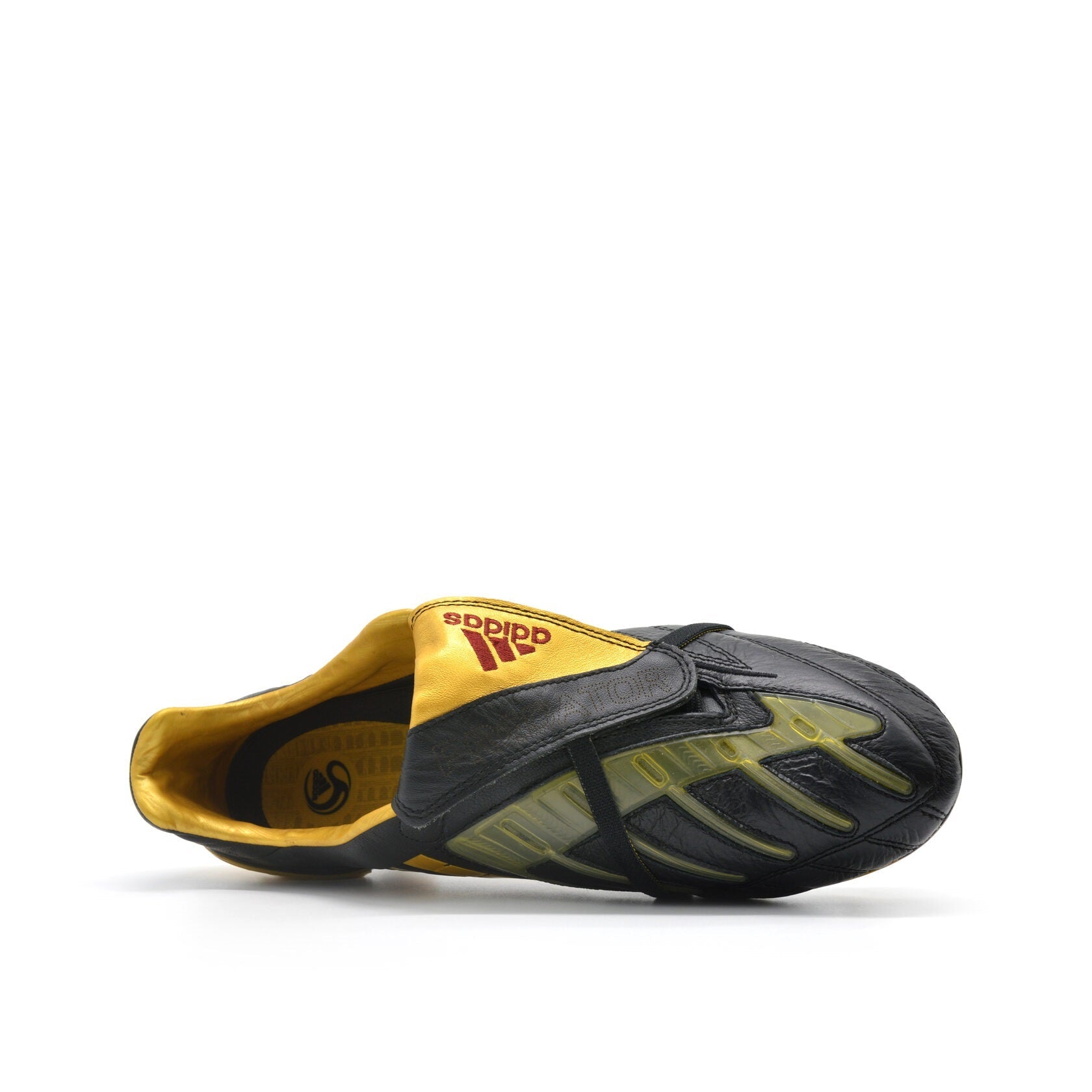 Predator PowerSwerve Rome FG Preto/Ouro