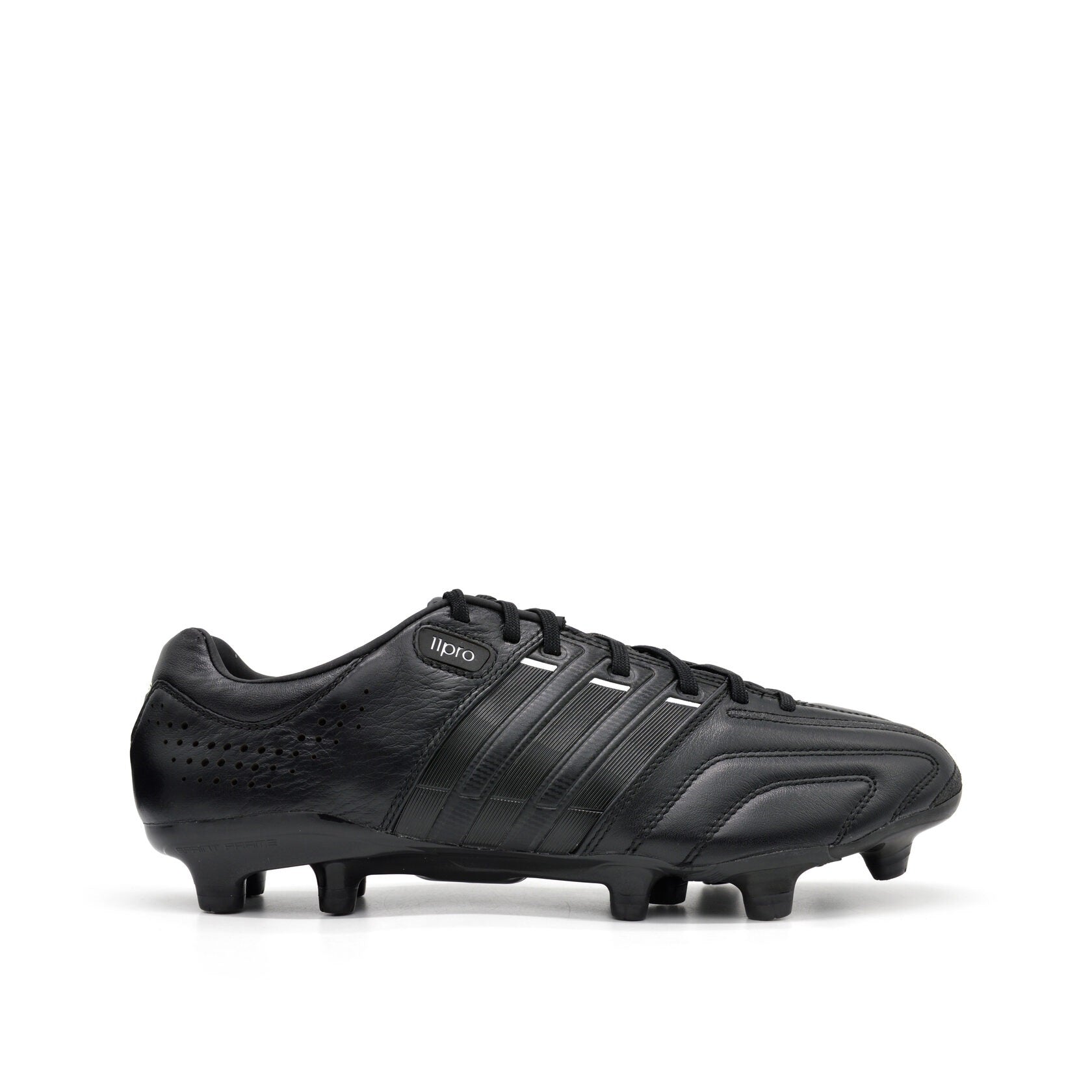 Adipure 11Pro FG Preto/Branco