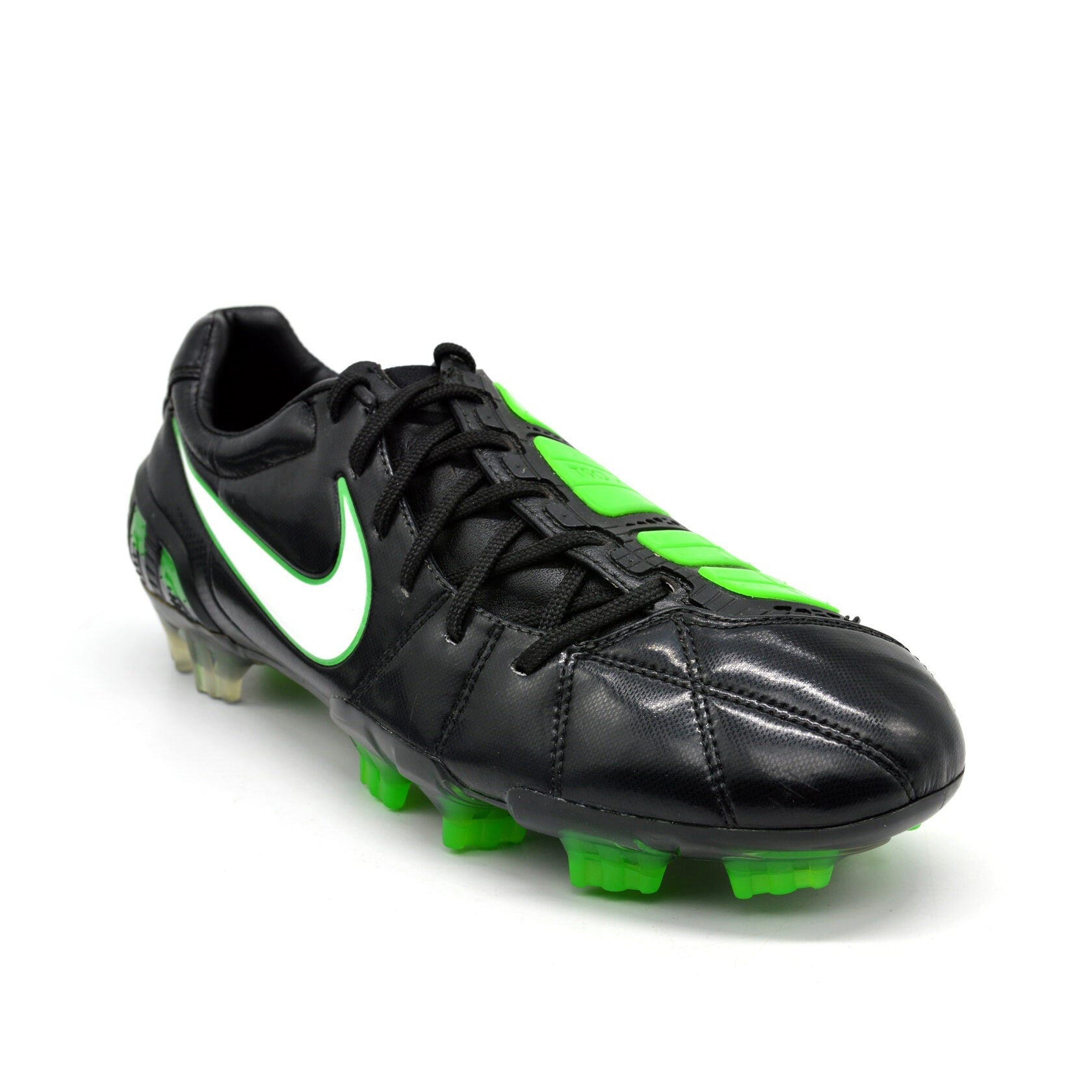 Total 90 Laser III FG Preto/Verde