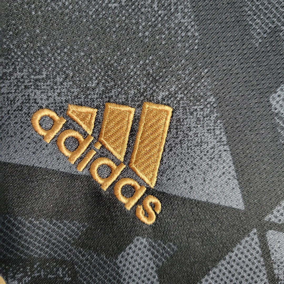 Arsenal 2022 Away Shirt