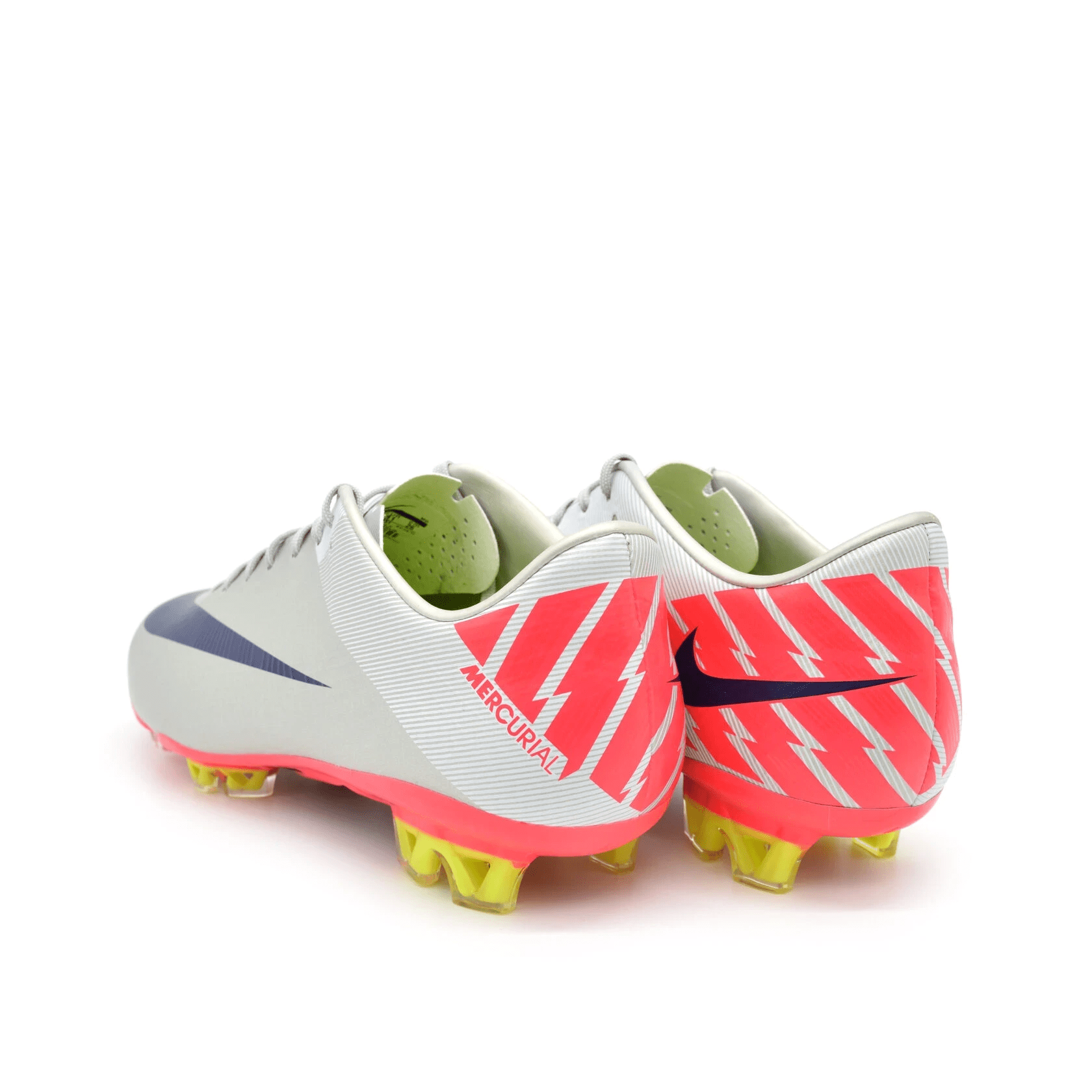 Mercurial Vapor Superfly III Elite FG Branco/Rosa
