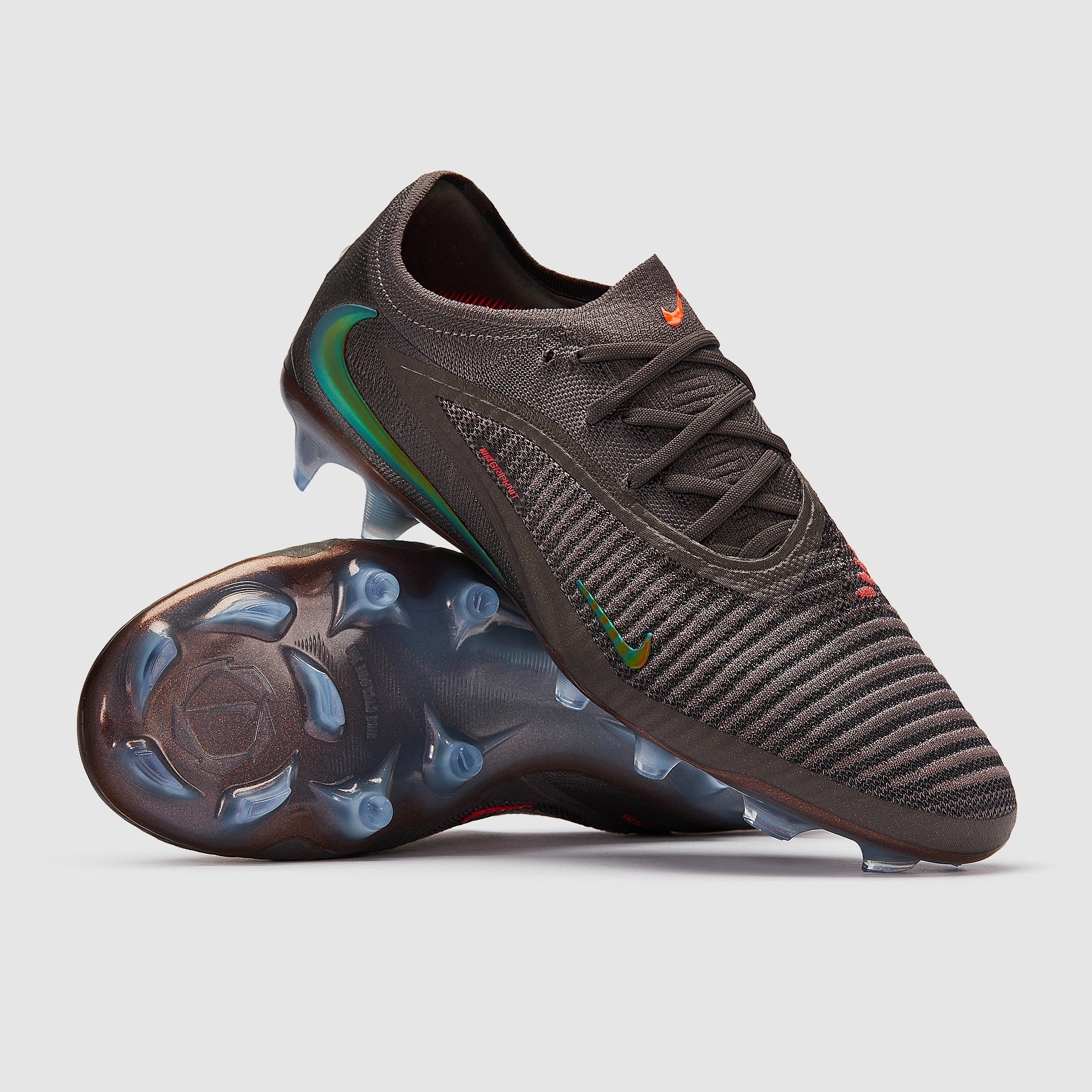 Phantom 6 Low Elite LV8 FG - Pack Heat Up