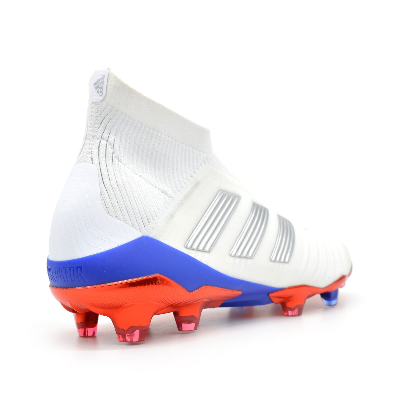 Predator 18+ FG Gosha Rubchinskiy Branco/Vermelho