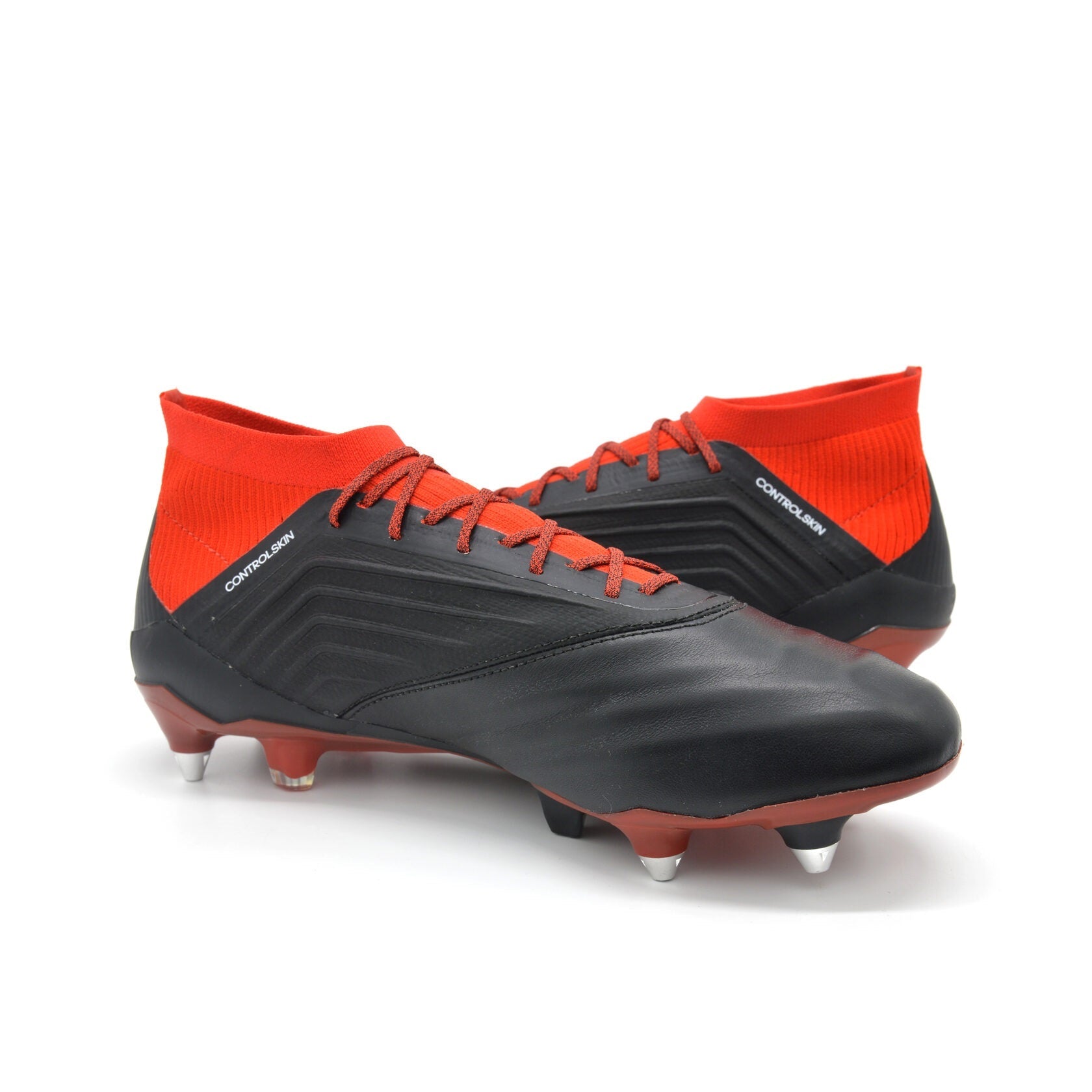 Predator 18.1 SG Modo Equipa - Preto/Vermelho