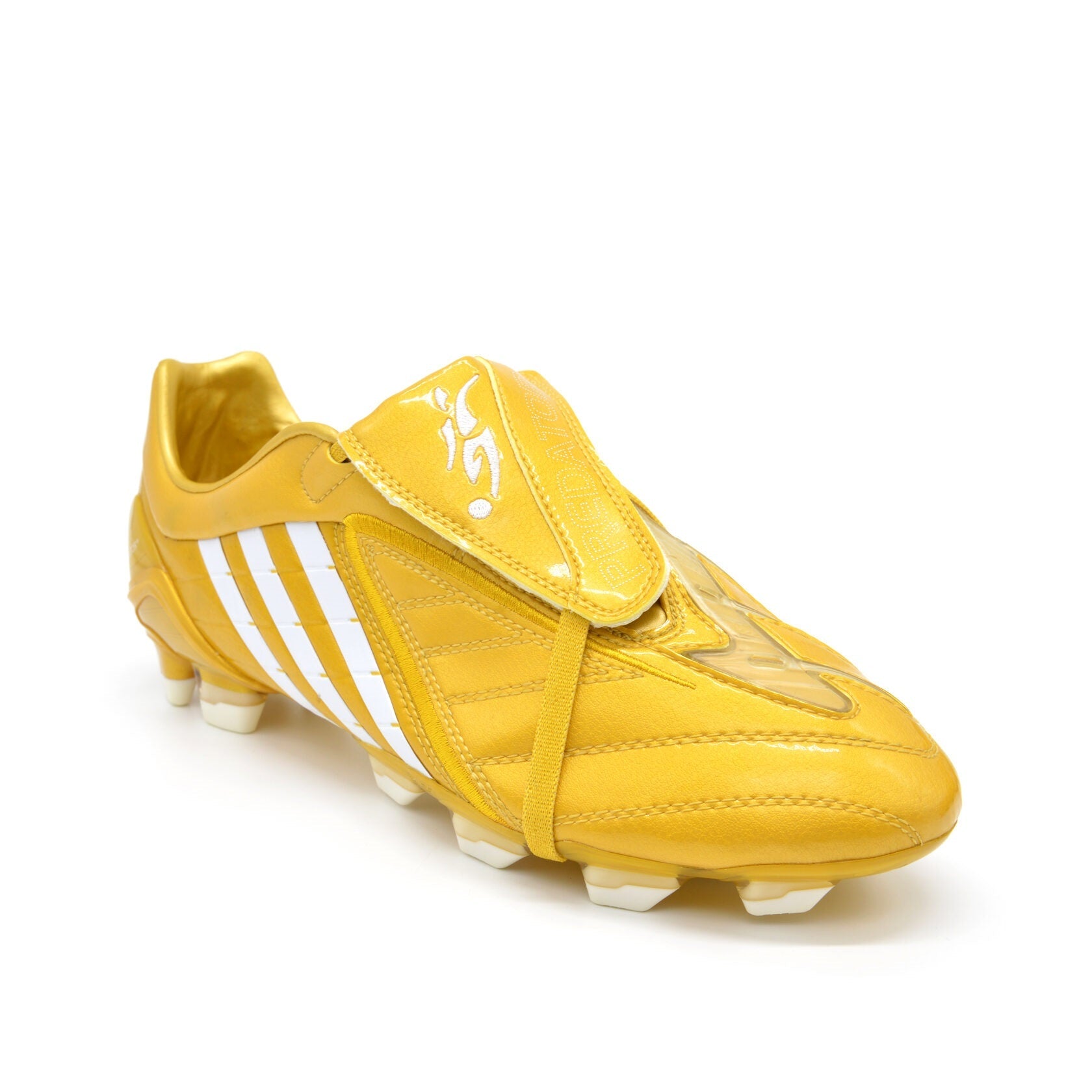 Predator Powerswerve FG Amarelo/Branco