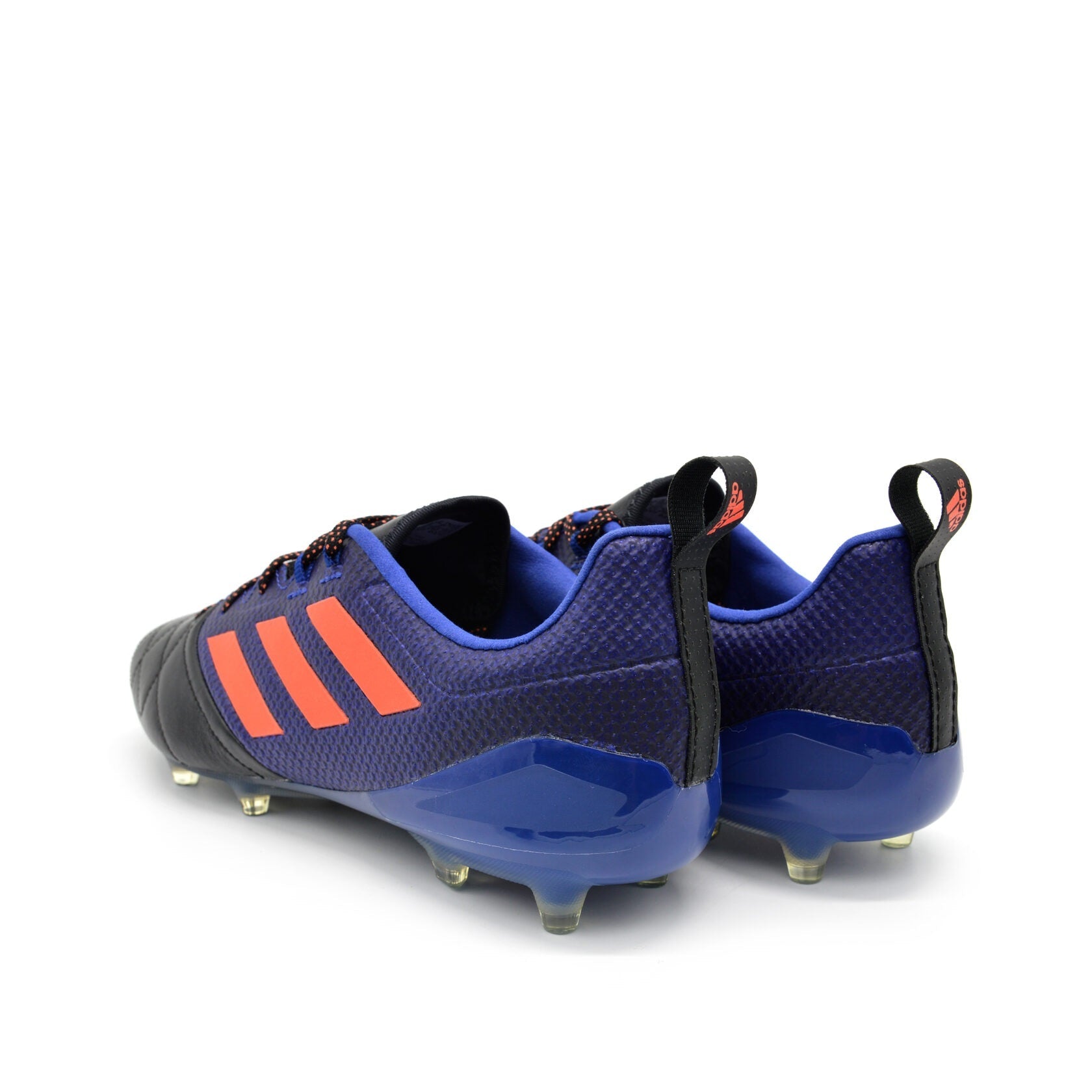 ACE 17.1 Couro FG Preto/Azul