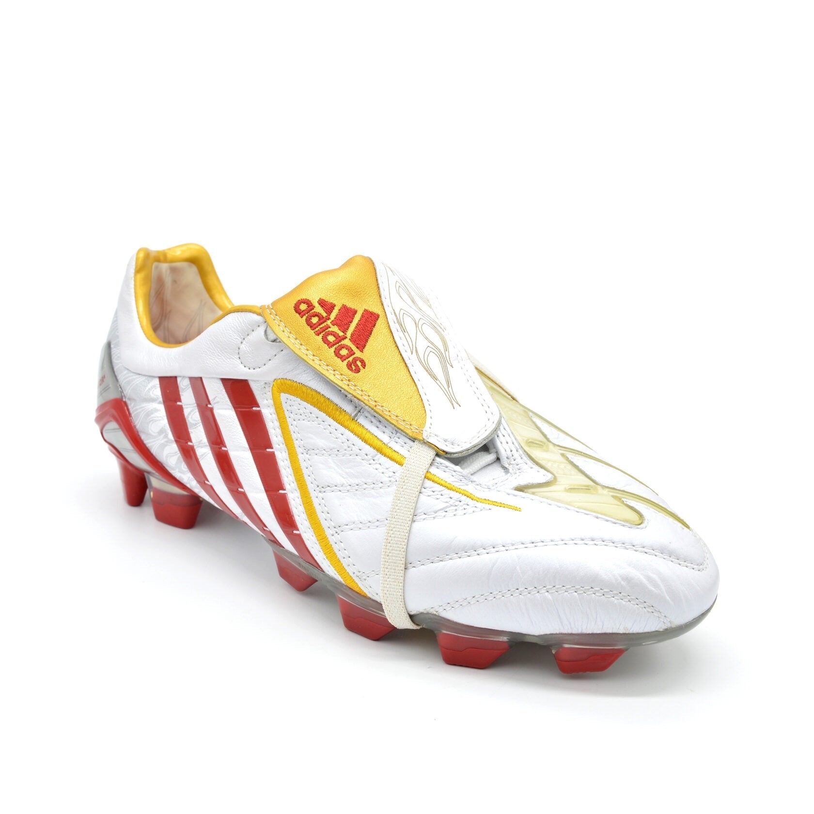 Predator Powerswerve TRX FG Branco/Vermelho