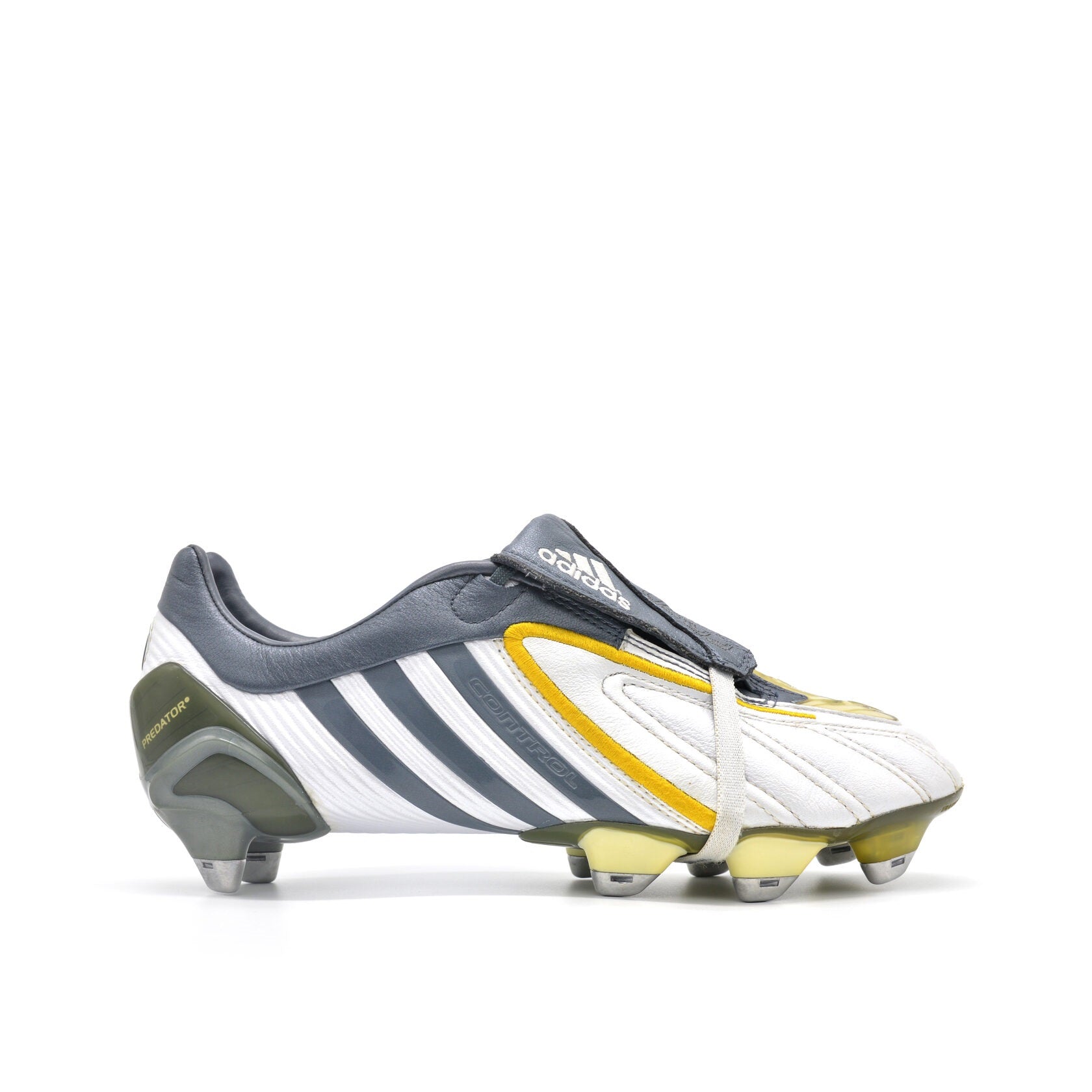 Predator Powerswerve Control TRX FG Cinzento/Branco